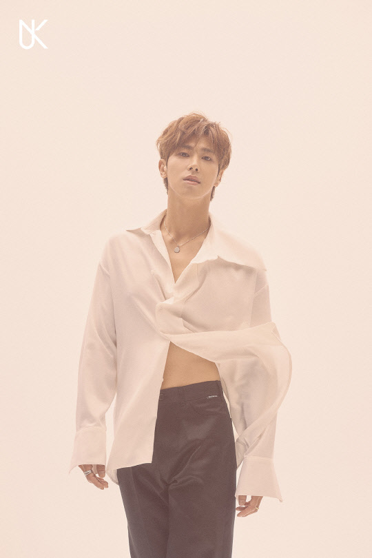 유노윤호 첫 번째 미니앨범 True Colors 티저 이미지